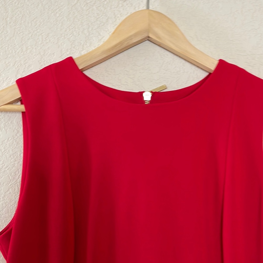 Size 8 Red Calvin Klein midi dress.